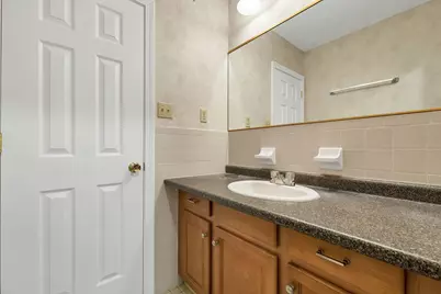 32 Golfview Drive, Manchester, NH 03102 - Photo 27