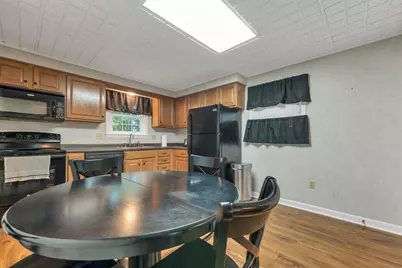 32 Golfview Drive, Manchester, NH 03102 - Photo 15