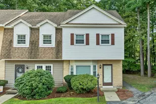 32 Golfview Dr, Manchester, NH 03102 - Photo 1
