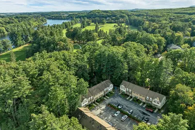 32 Golfview Drive, Manchester, NH 03102 - Photo 7