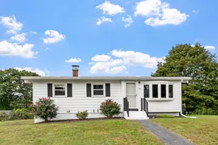 33 Meadow Ln, Greenland, NH 03840 - Photo 1