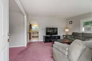 33 Meadow Ln, Greenland, NH 03840 - Photo 13