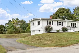 33 Meadow Ln, Greenland, NH 03840 - Photo 3