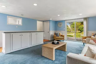 131 Jones Ave, Portsmouth, NH 03801 - Photo 25