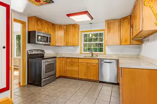 15 Pleasant View Ave, Concord, NH 03301 - Photo 23