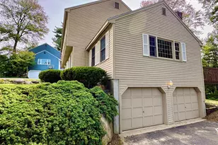 15 Topaz Dr, Nashua, NH 03062 - Photo 3