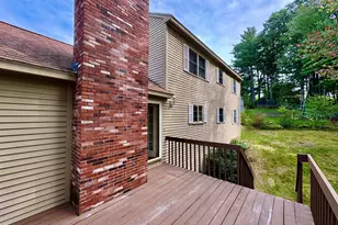 15 Topaz Dr, Nashua, NH 03062 - Photo 5