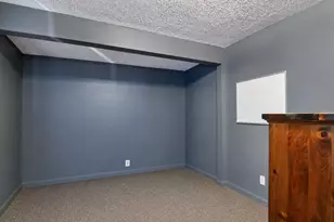 5 Merrimack St, Hudson, NH 03051 - Photo 15
