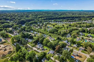 5 Merrimack St, Hudson, NH 03051 - Photo 27