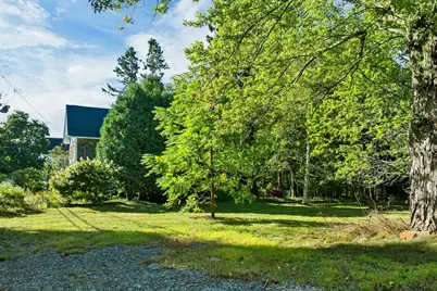 89 Stark Avenue, Dover, NH 03820 - Photo 5