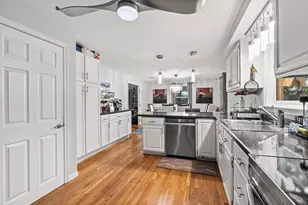 26 Holts Point Rd, Hampstead, NH 03841 - Photo 13