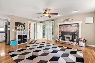 26 Holts Point Rd, Hampstead, NH 03841 - Photo 17