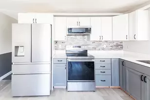 18 Whitten St, Hampton, NH 03842 - Photo 5