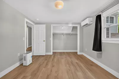 27 W Adelaide Avenue, Nashua, NH 03064 - Photo 33