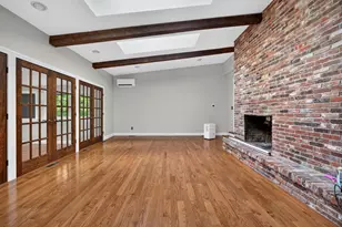 27 W Adelaide Ave, Nashua, NH 03064 - Photo 11