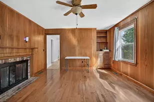 27 W Adelaide Ave, Nashua, NH 03064 - Photo 21
