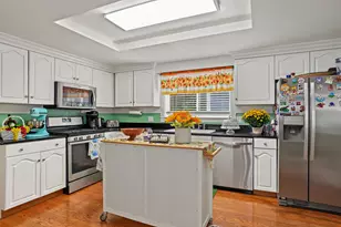 97 King St, Nashua, NH 03060 - Photo 7
