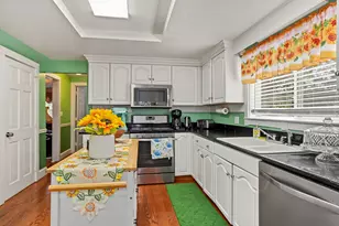 97 King St, Nashua, NH 03060 - Photo 5