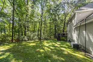 24 Wilson Rd, Londonderry, NH 03053 - Photo 5