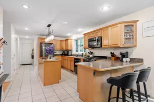 24 Wilson Rd, Londonderry, NH 03053 - Photo 17