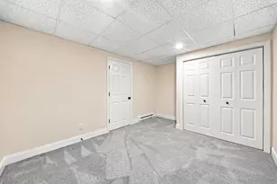 102 Elmwood Dr, Hudson, NH 03051 - Photo 29