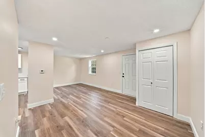 102 Elmwood Drive, Hudson, NH 03051 - Photo 15