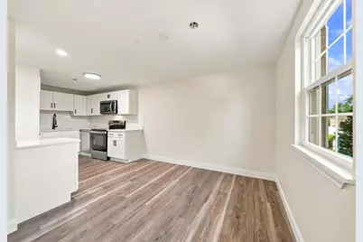 102 Elmwood Drive, Hudson, NH 03051 - Photo 11