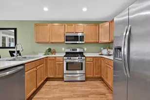 1465 Hooksett Rd, Hooksett, NH 03106 - Photo 15