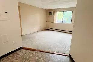 35 Log St, Manchester, NH 03102 - Photo 3