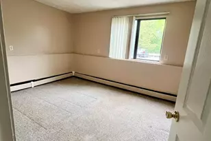 35 Log St, Manchester, NH 03102 - Photo 7