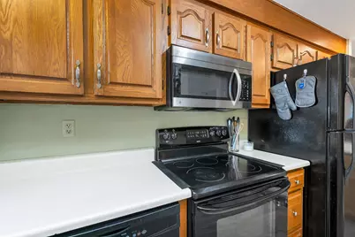 9 Shelburne Road, Merrimack, NH 03054 - Photo 9