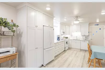 68 Kings Highway #3, Hampton, NH 03842 - Photo 3