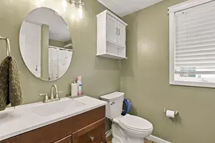 441 Bartlett St, Manchester, NH 03102 - Photo 15