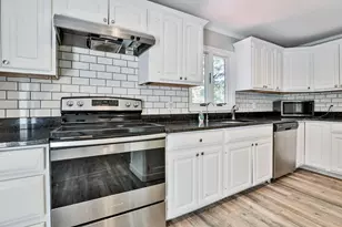 21 Smith Rd, Chester, NH 03036 - Photo 11