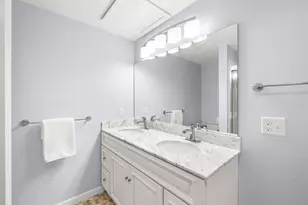 35 Walden Pond Dr, Nashua, NH 03064 - Photo 37