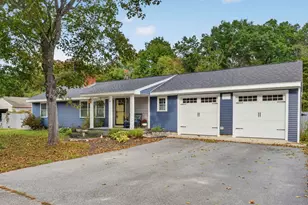 39 N Reading St, Hooksett, NH 03106 - Photo 1