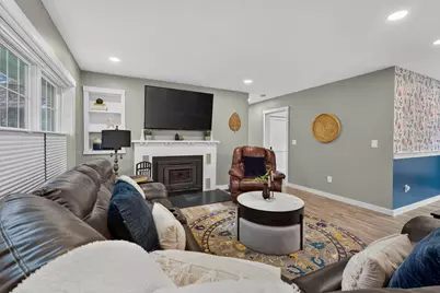 39 N Reading Street, Hooksett, NH 03106 - Photo 17