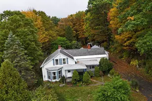 4 Elderberry Ln, Winchester, NH 03470 - Photo 3