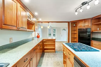 23 Columbus Circle, Newport, NH 03773 - Photo 11
