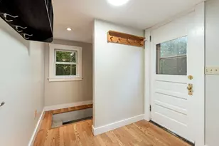 23 Columbus Cir, Newport, NH 03773 - Photo 5