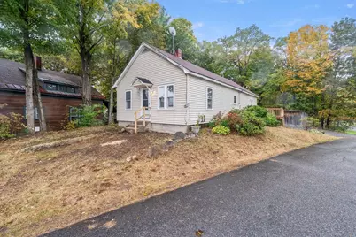 23 Columbus Circle, Newport, NH 03773 - Photo 1