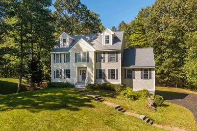 33 Piscataqua Road, Dover, NH 03820 - Photo 1