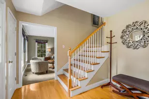 33 Piscataqua Rd, Dover, NH 03820 - Photo 3
