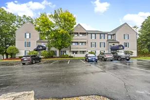122 Eastern Ave, Manchester, NH 03104 - Photo 1