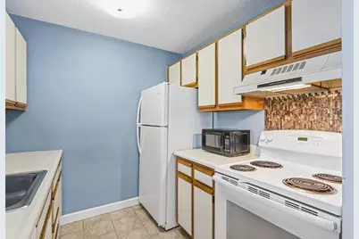 122 Eastern Avenue #304, Manchester, NH 03104 - Photo 7