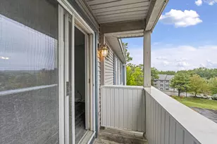 122 Eastern Ave, Manchester, NH 03104 - Photo 17