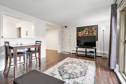 133 English Village Road #302, Manchester, NH 03102 - Photo 5