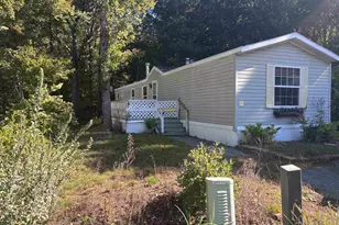 120 Estate Dr, Barrington, NH 03825 - Photo 1
