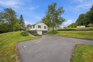 136 Haverhill Rd, Chester, NH 03036 - Photo 13