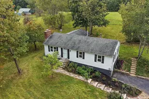 136 Haverhill Rd, Chester, NH 03036 - Photo 15